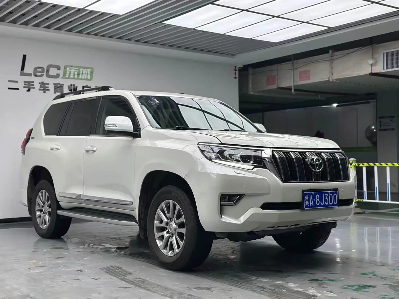 Toyota Prado 2019 — Фото 3/15