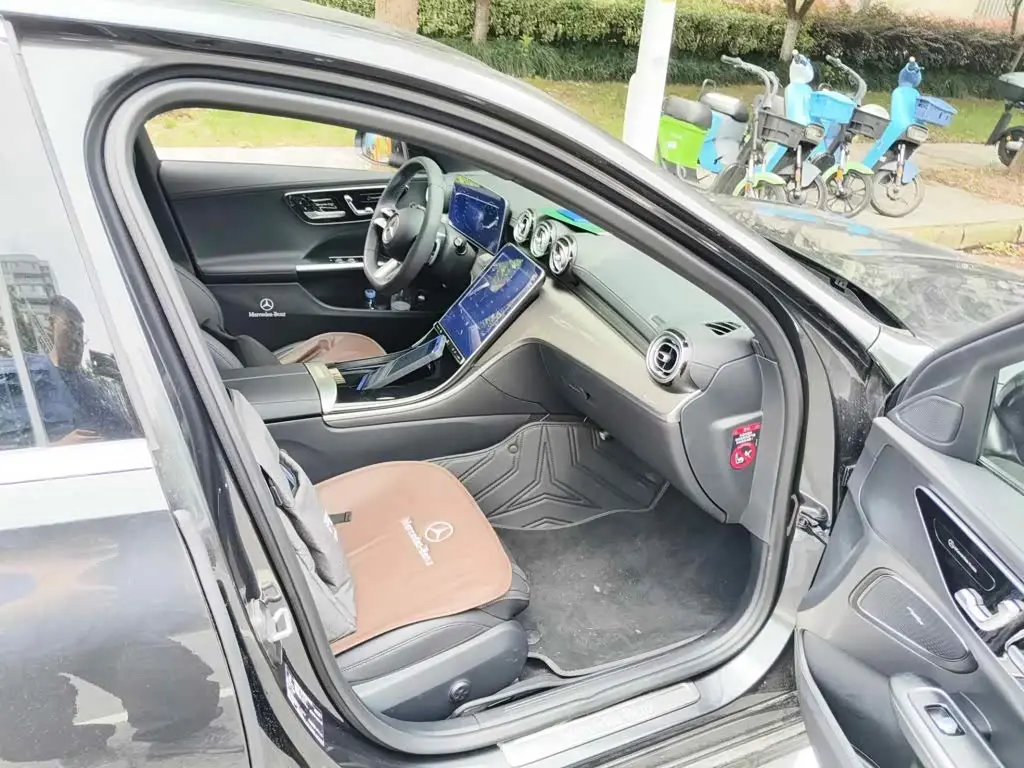 Mercedes-Benz C-Class 2024 — Şəkil 10/15