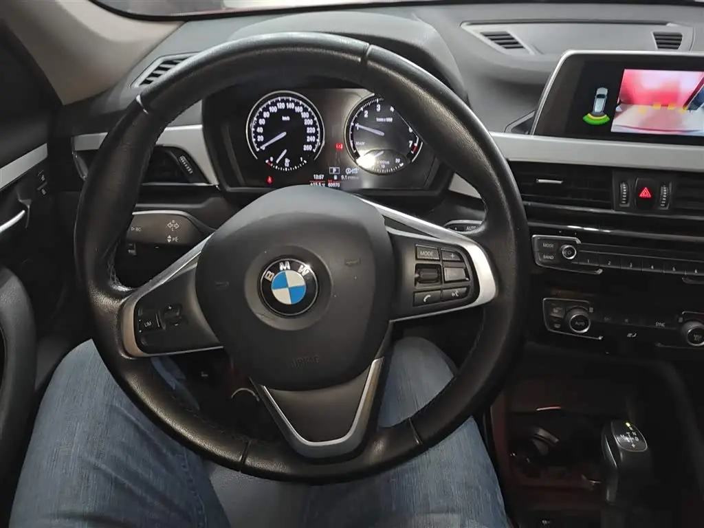 BMW X1 2019 — Фото 11/20