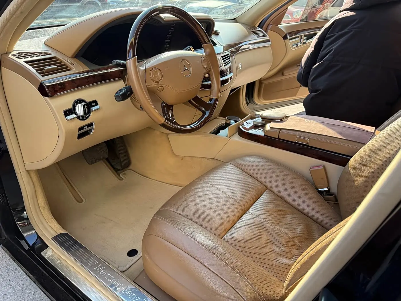 Mercedes-Benz S-Class 2007 — Photo 5/8
