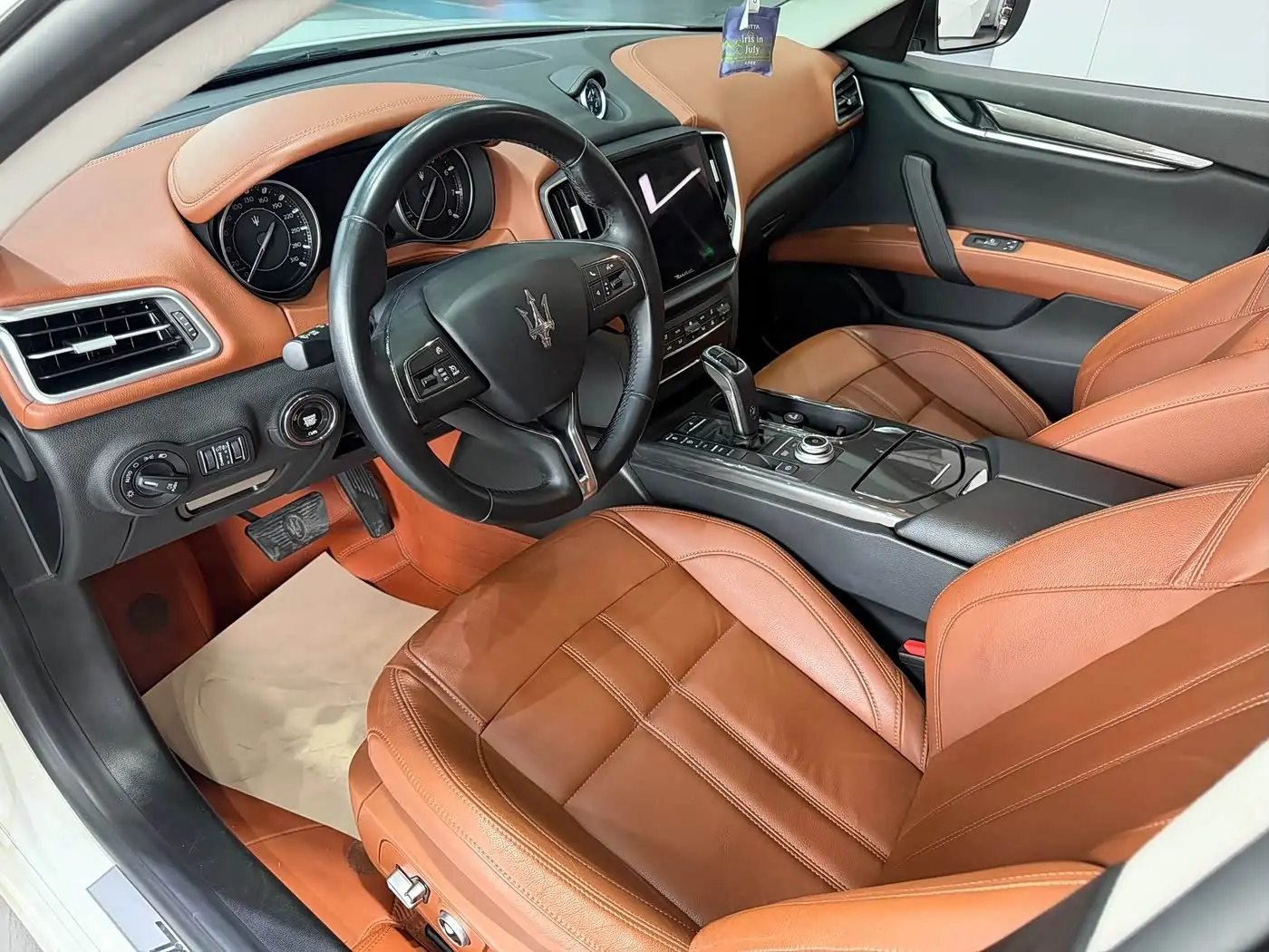 Maserati Ghibli 2021 — Photo 5/20