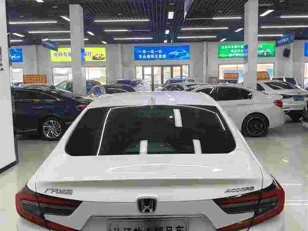Honda Accord 2023 — Şəkil 5/9