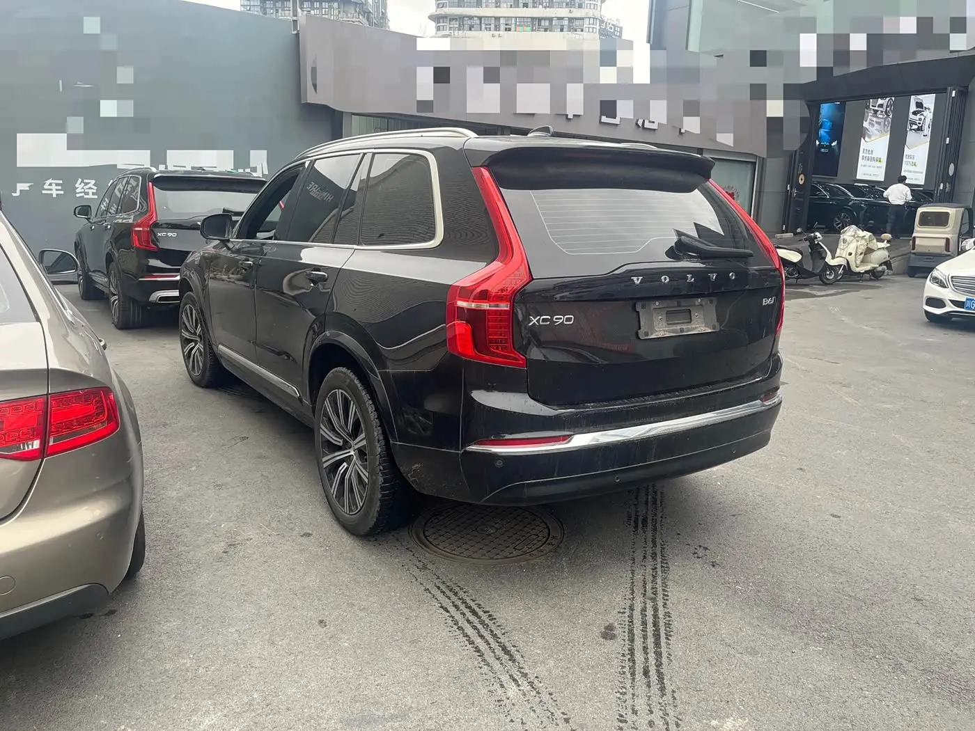 Volvo XC90 2023 — Photo 7/9