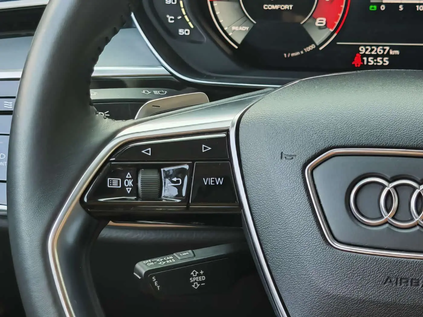 Audi A8 2020 — Photo 17/20