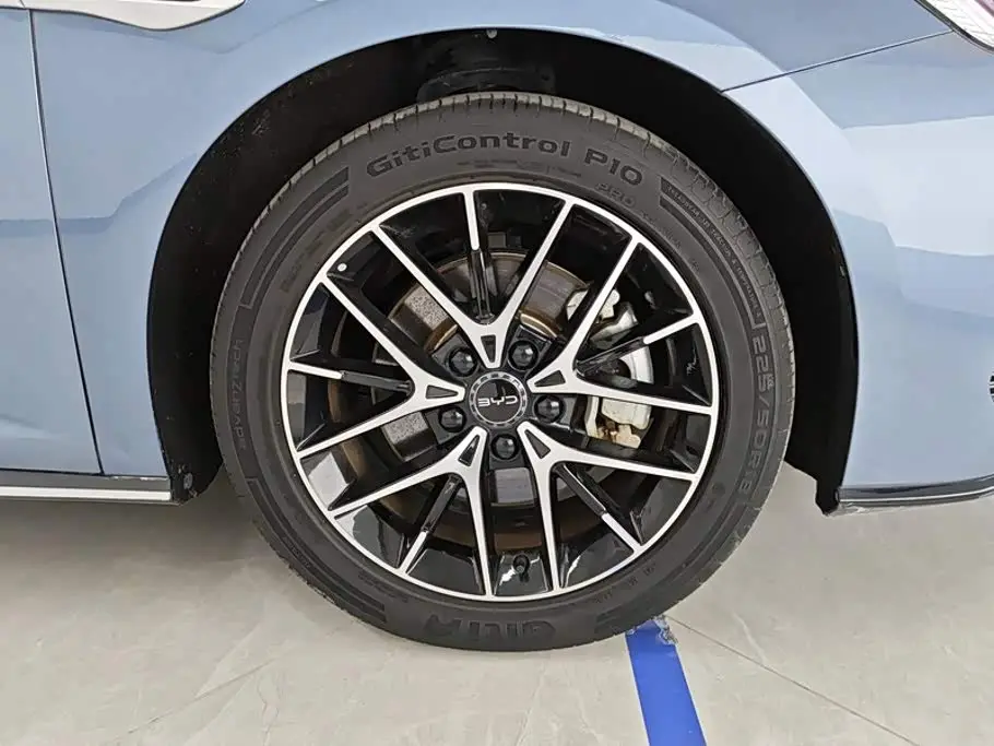 BYD Seal 2023 — Photo 6/16