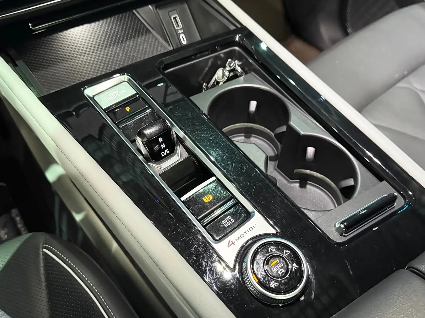 Volkswagen Teramont 2024 — Photo 11/17