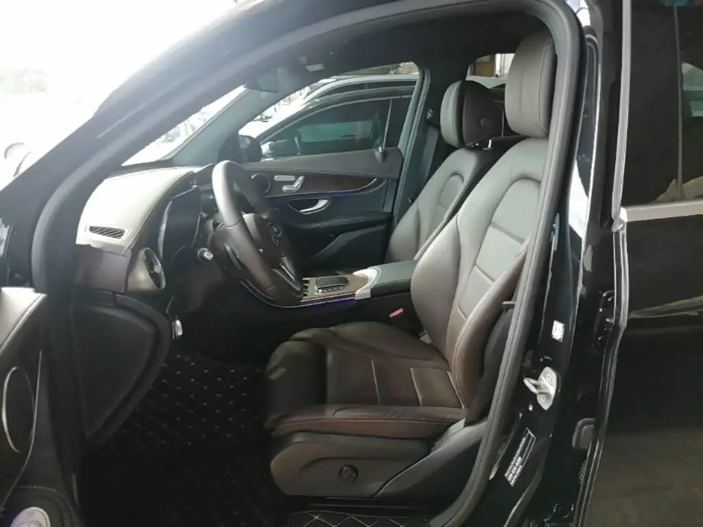 Mercedes-Benz GLC 2020 — Photo 15/20