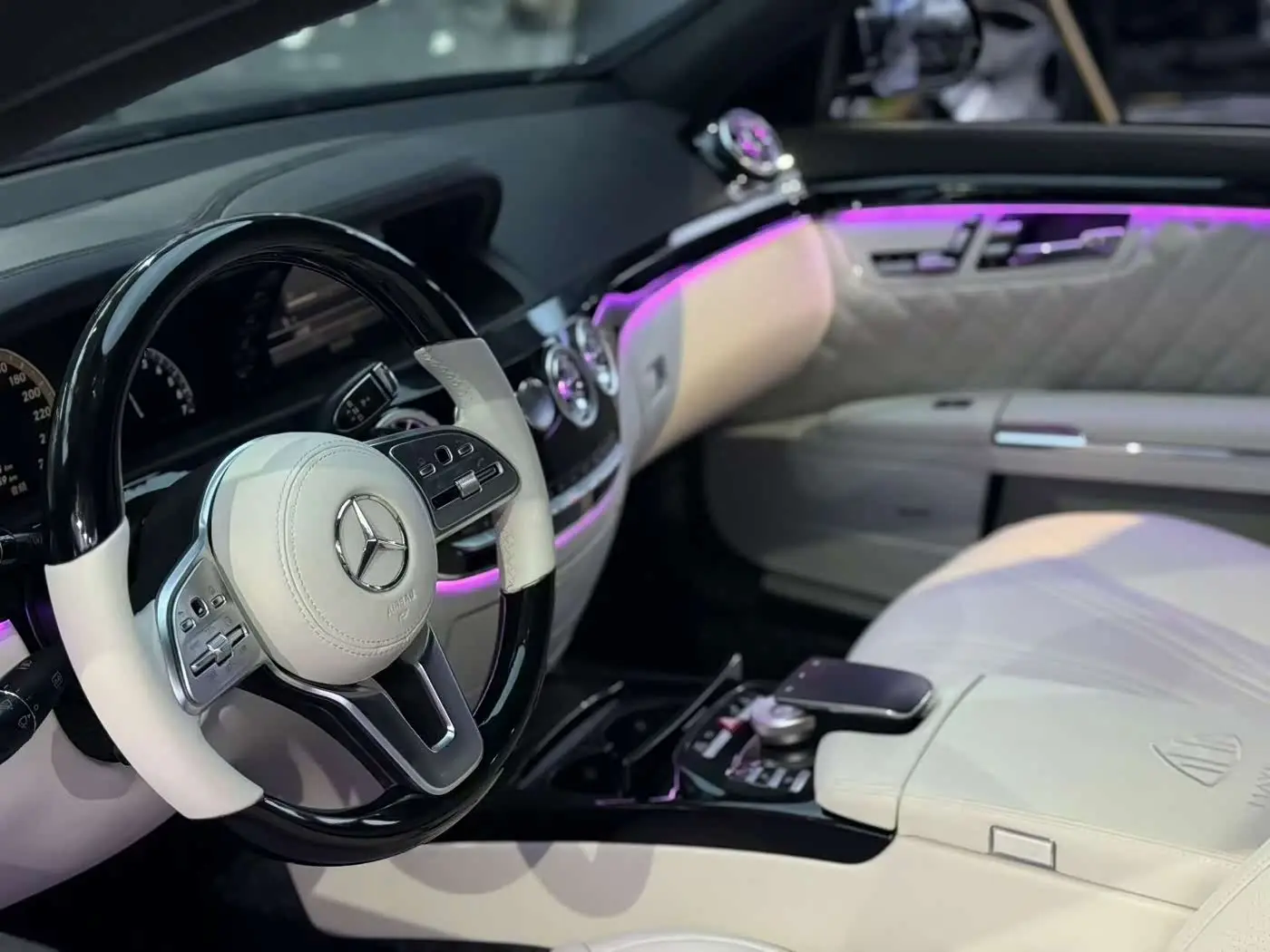 Mercedes-Benz S-Class 2012 — Şəkil 5/9