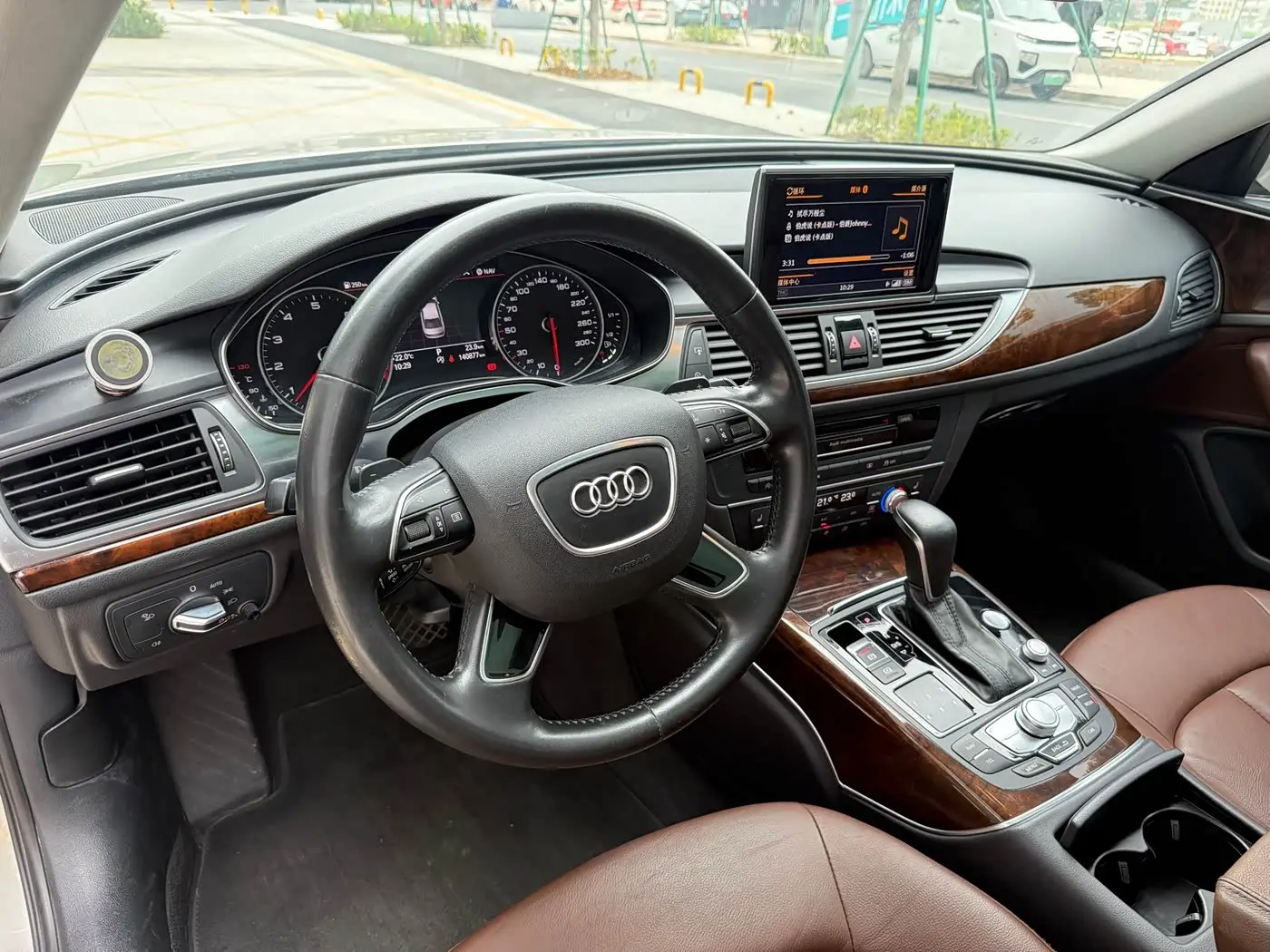 Audi A6L 2016 — Photo 5/15