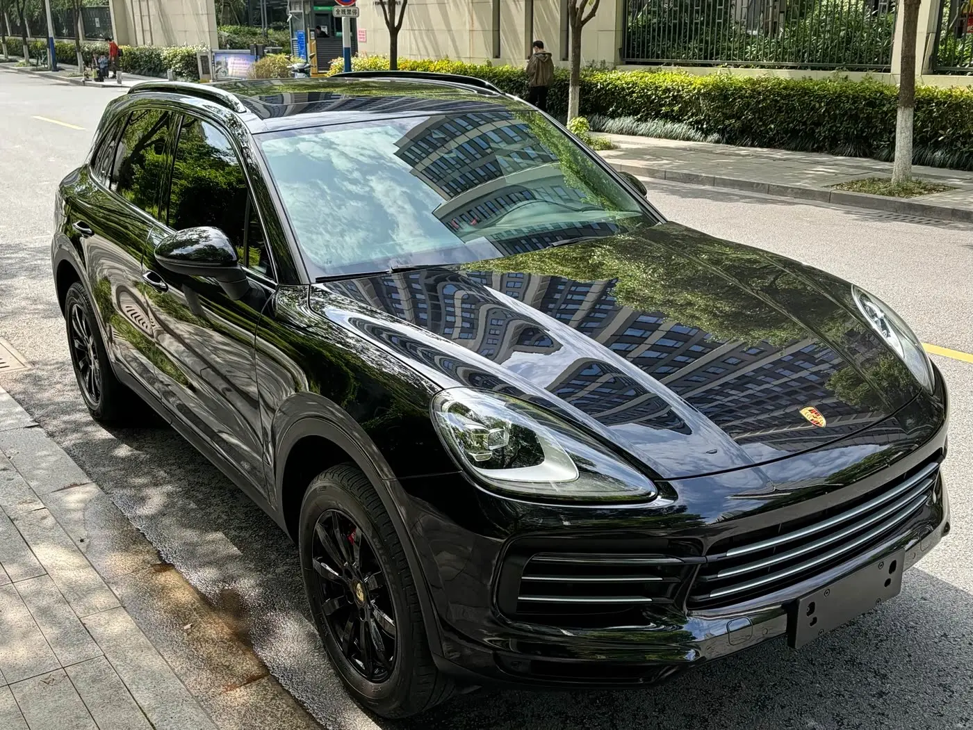 Porsche Cayenne 2020 — Photo 17/17