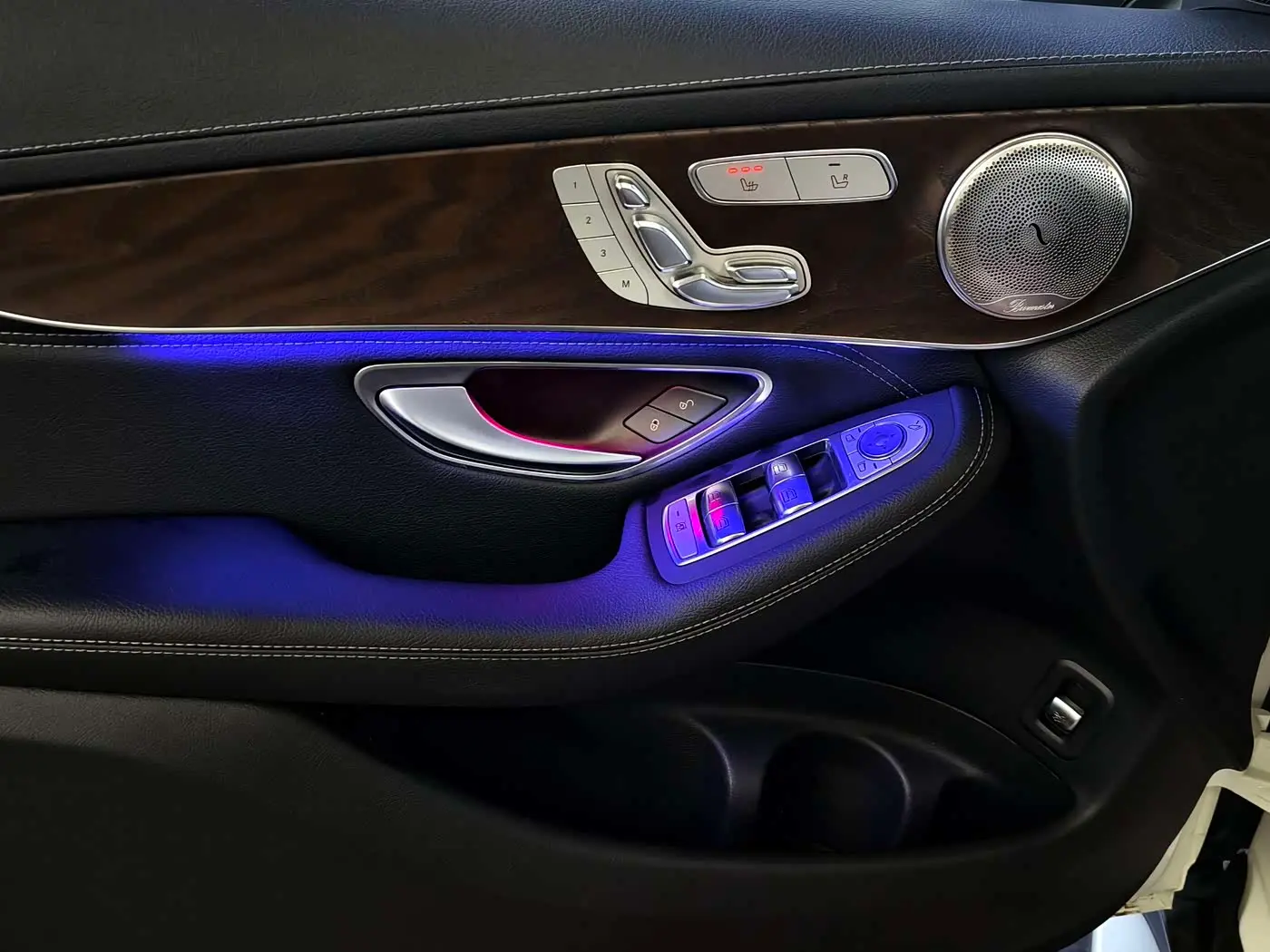 Mercedes-Benz GLC 2019 — Şəkil 7/20