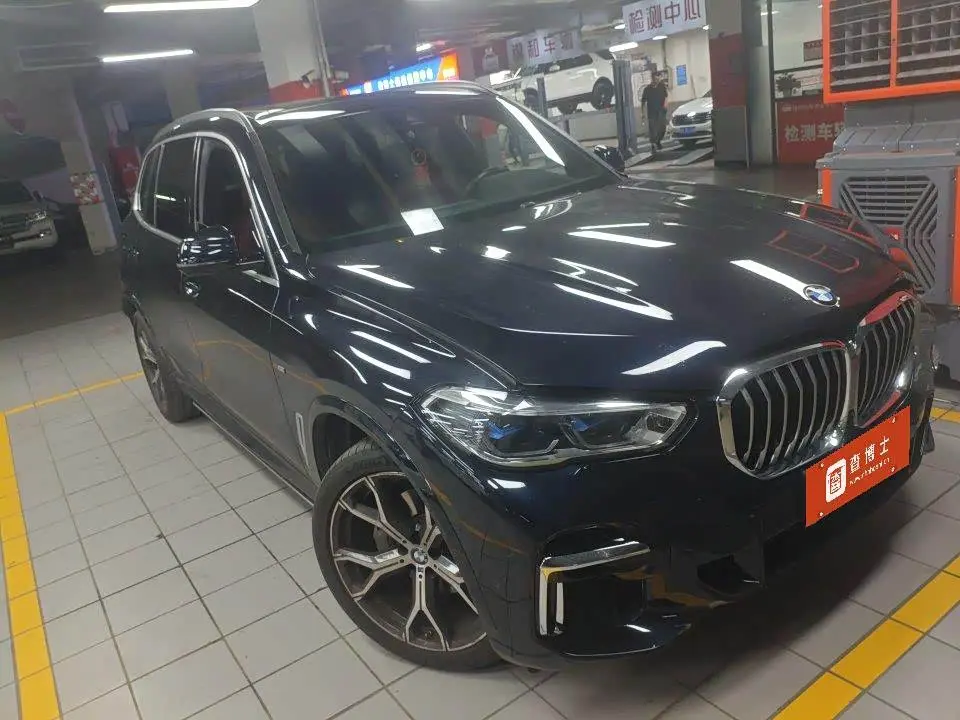 BMW X5 2023 — Фото 2/9