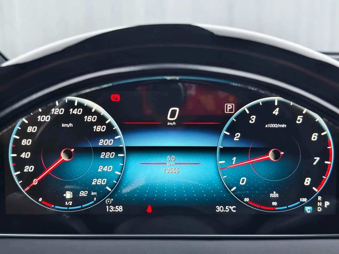 Mercedes-Benz Vito 2025 — Photo 11/20