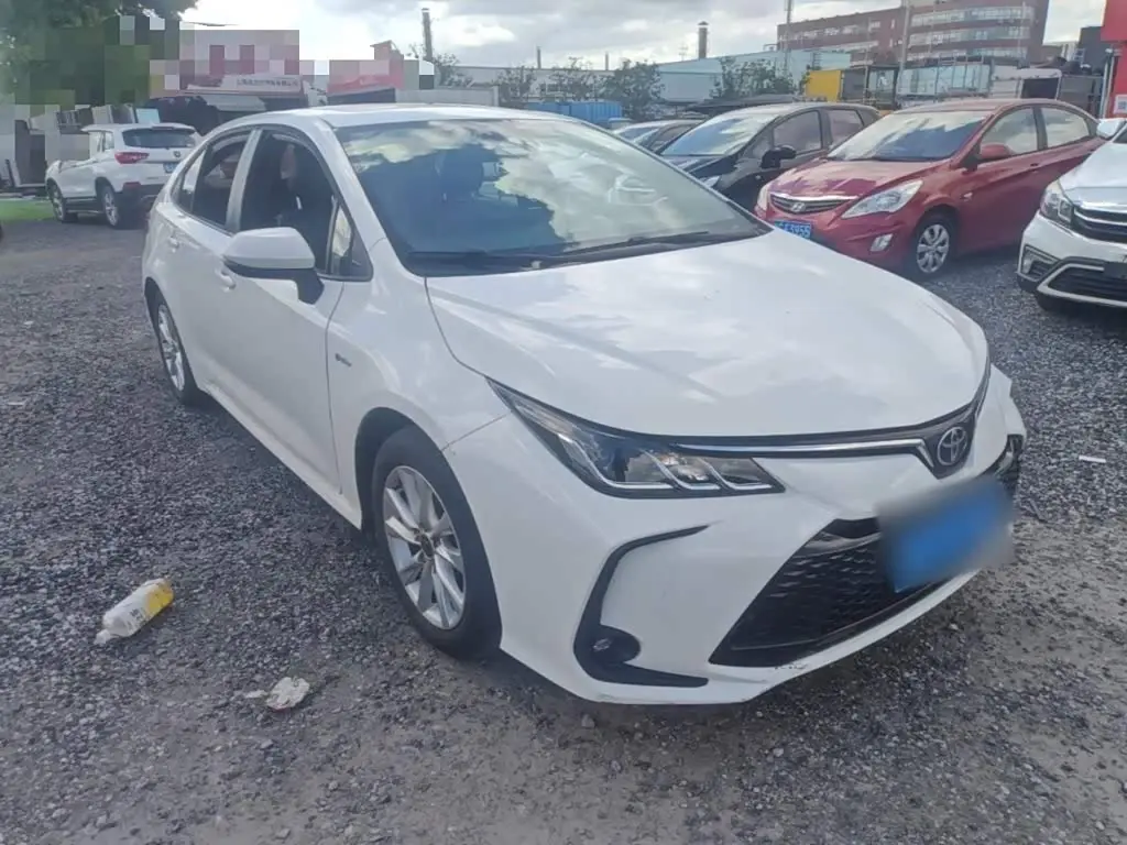 Toyota Corolla 2025 — Photo 4/20