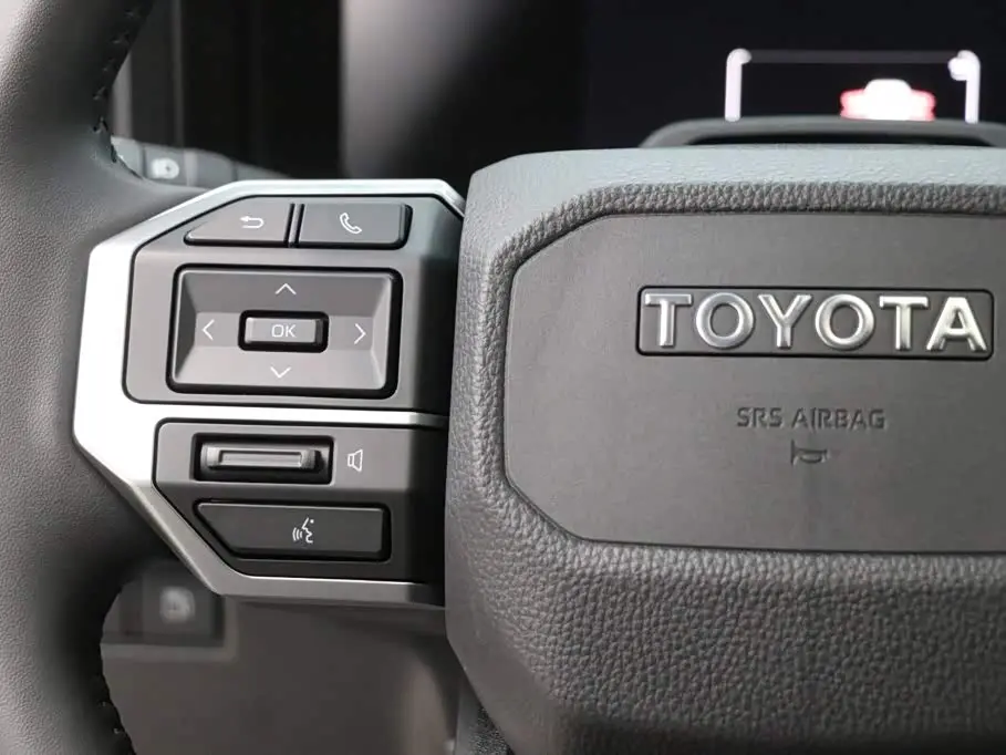 Toyota Prado 2025 — Photo 16/20