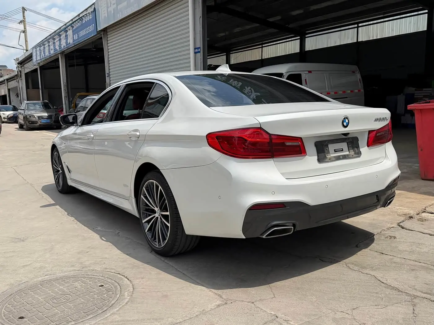 BMW 5 Series 2020 — Şəkil 13/15
