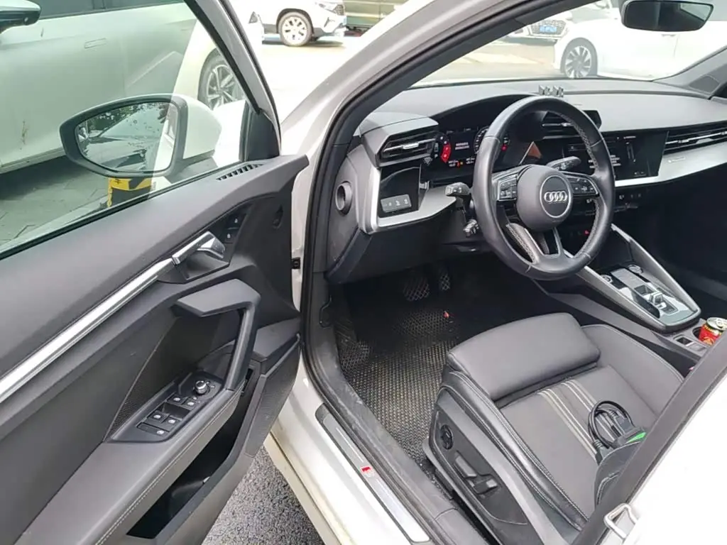 Audi A3 2024 — Şəkil 16/20