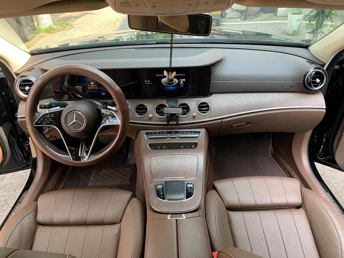 Mercedes-Benz E-Class 2023 — Şəkil 15/20