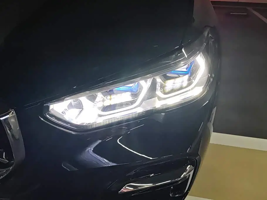 BMW X5 2022 — Фото 5/16