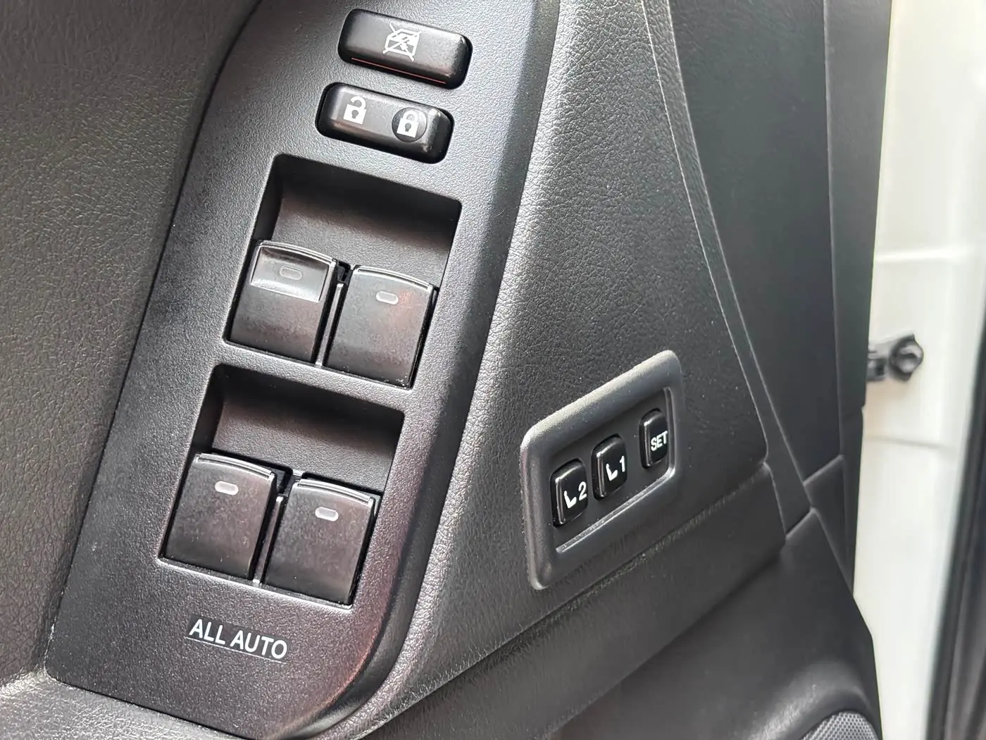 Toyota Prado 2019 — Фото 10/17