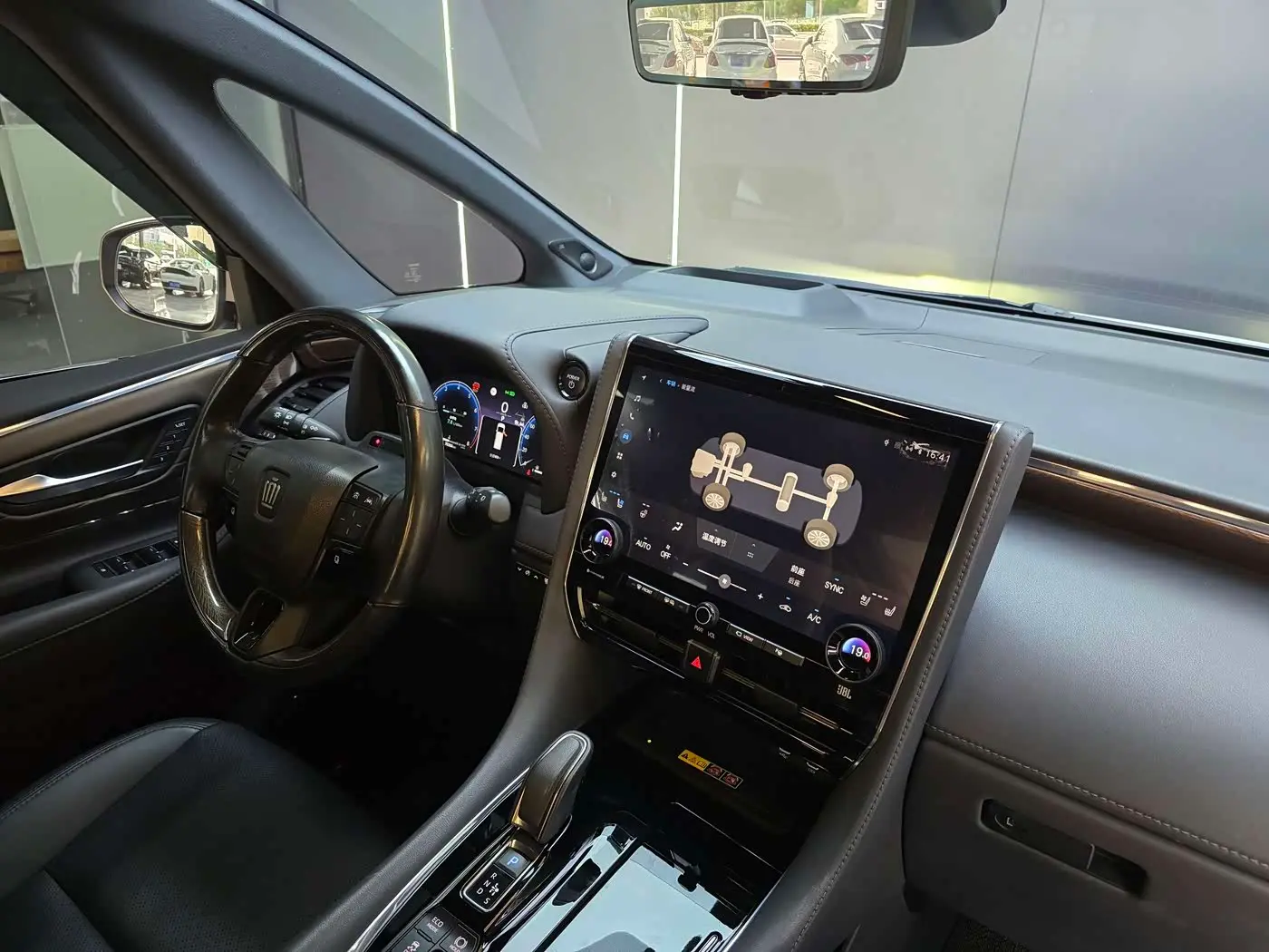 Toyota Vellfire 2023 — Şəkil 3/9