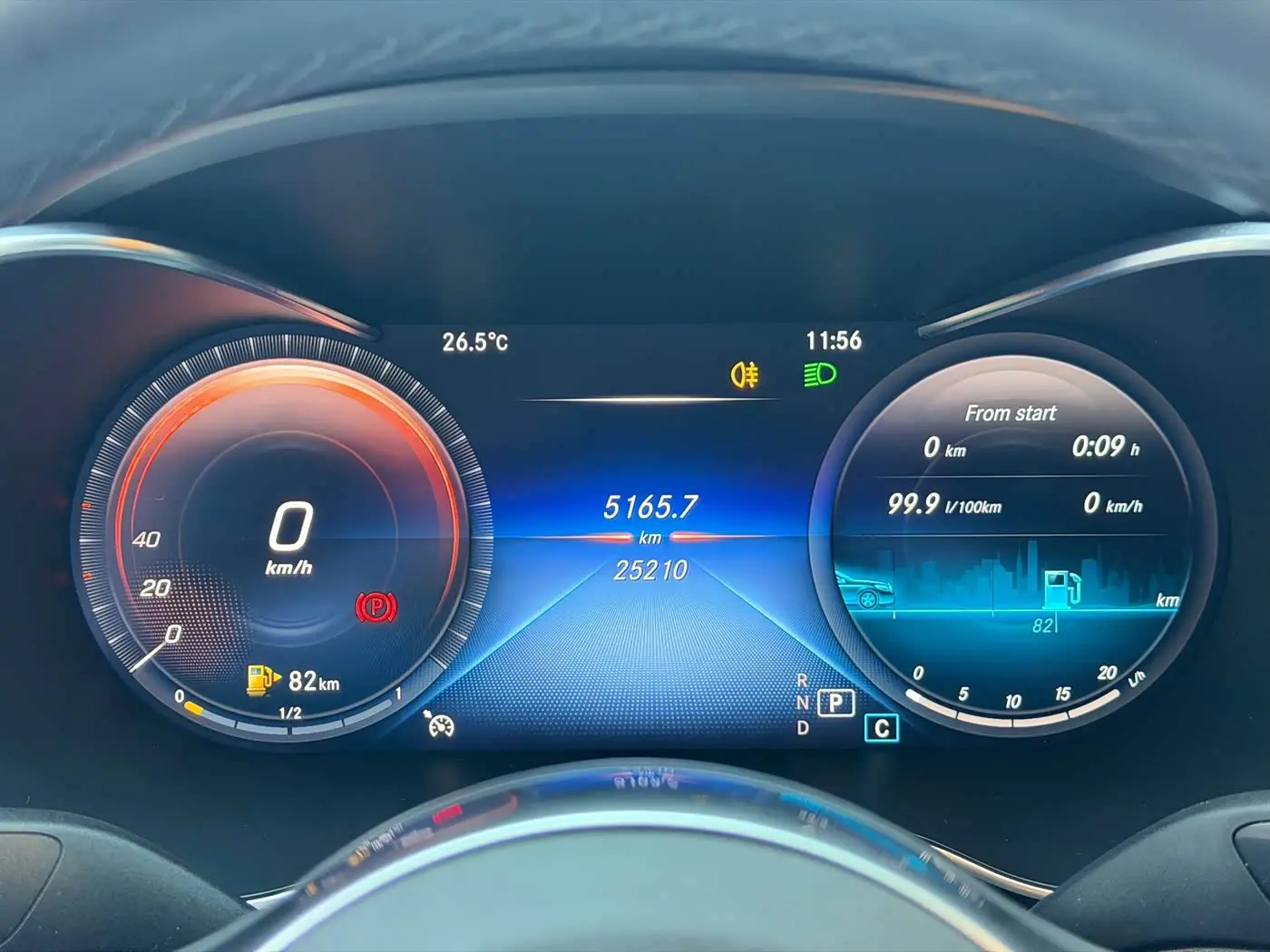 Mercedes-Benz C-Class 2022 — Photo 10/20