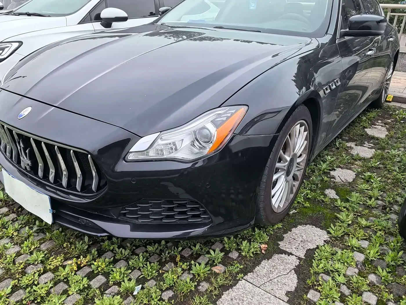 Maserati Quattroporte 2014 — Photo 1/9