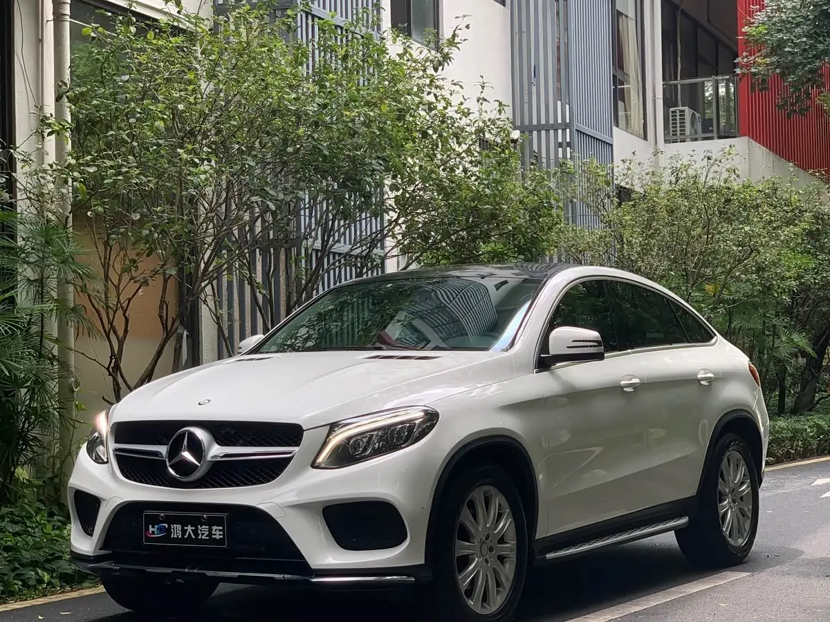 Mercedes-Benz GLE Coupe 2017 — Şəkil 1/20