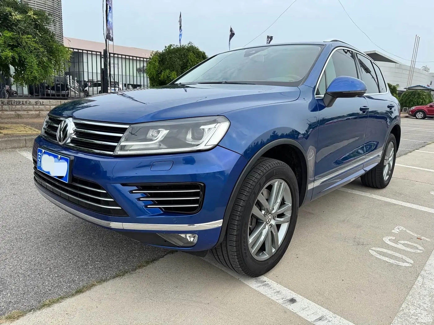 Volkswagen Touareg 2016 — Photo 1/20