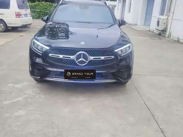 Mercedes-Benz GLC 2025 — Photo 2/8
