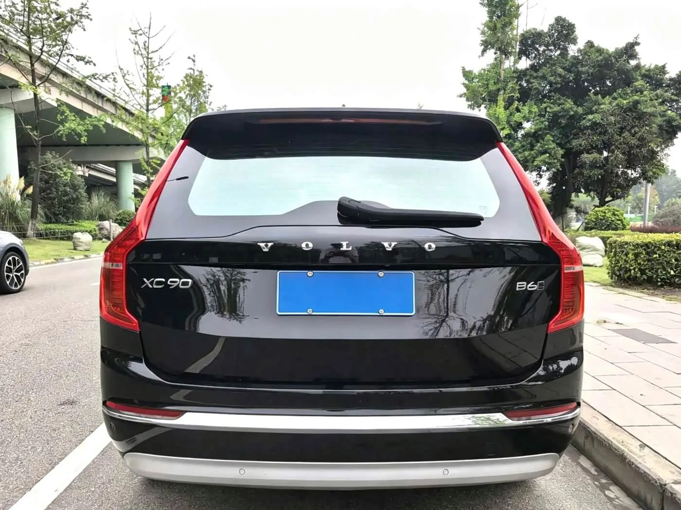 Volvo XC90 2021 — Photo 7/7