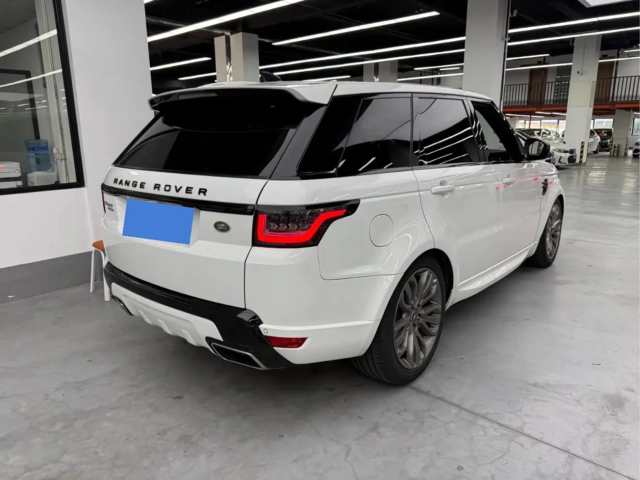 Land Rover Range Rover Sport 2017 — Фото 12/14