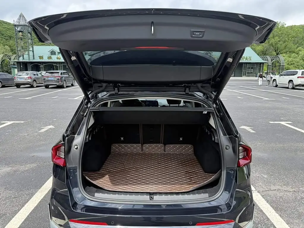 BMW X1 2023 — Photo 9/19