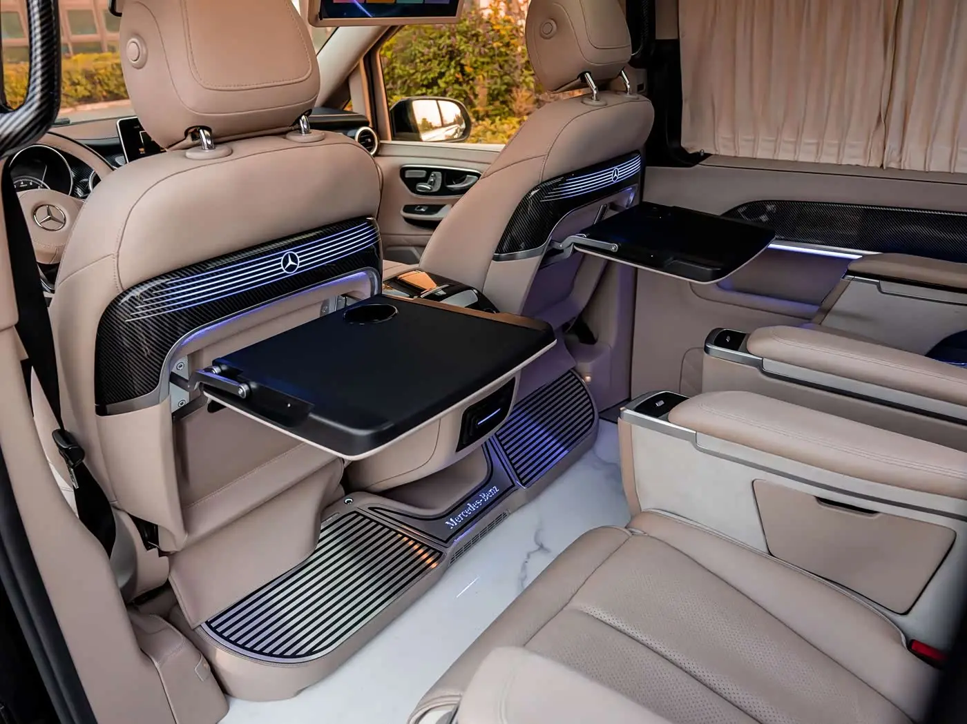 Mercedes-Benz V-Class 2019 — Şəkil 17/20