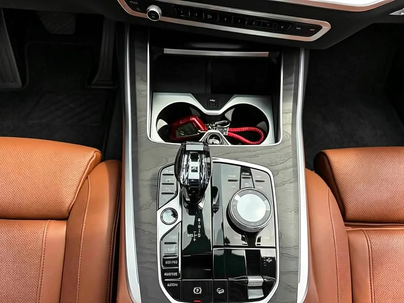 BMW X7 2020 — Photo 7/15