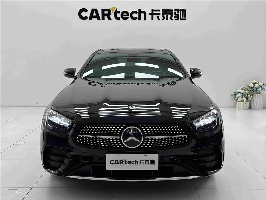 Mercedes-Benz E-Class 2023 — Фото 1/19