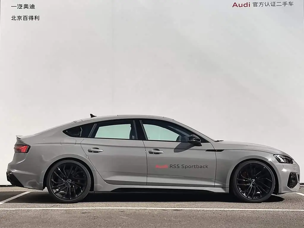 Audi RS 5 2025 — Фото 15/18