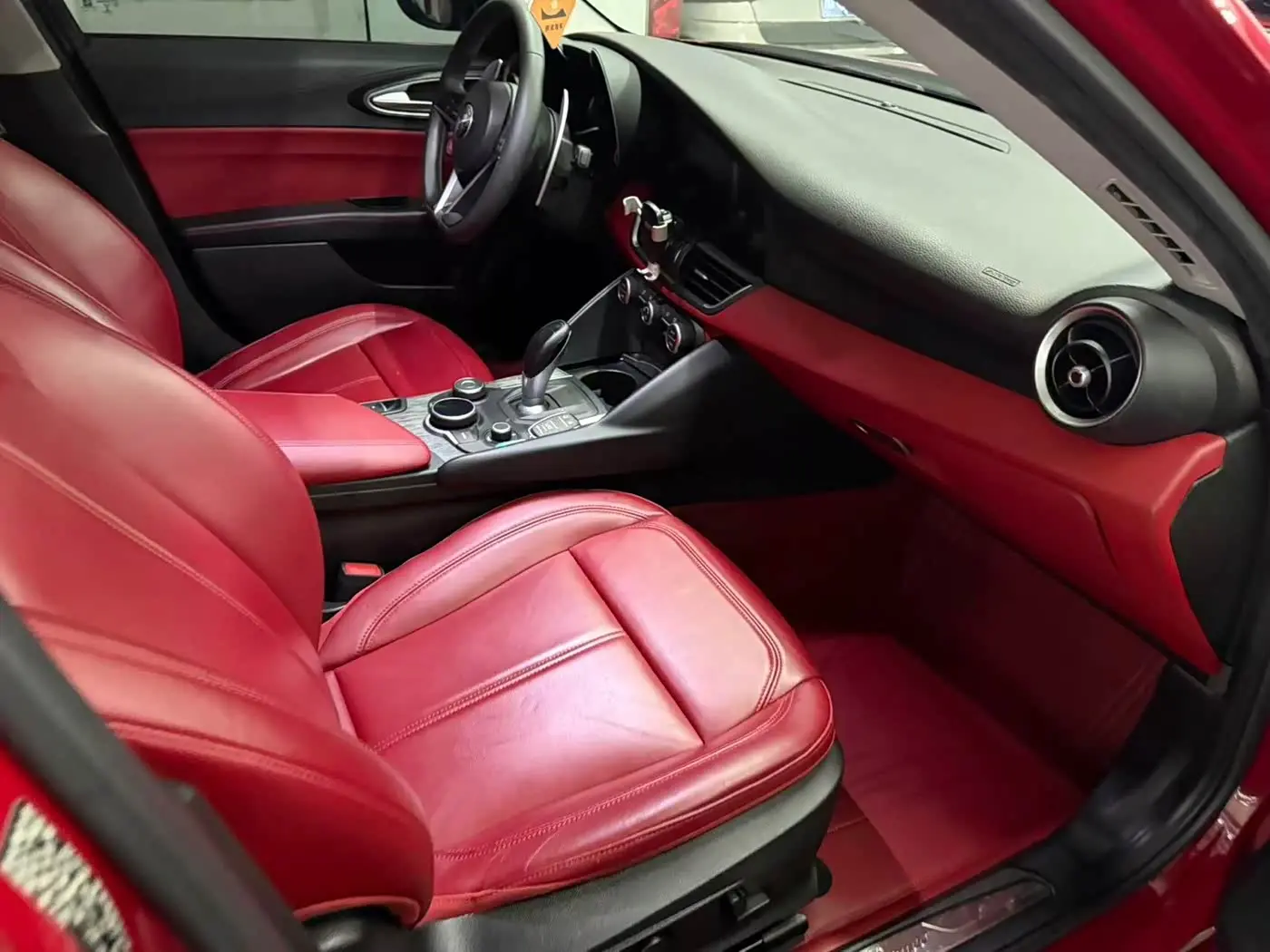 Alfa Romeo Giulia 2020 — Photo 3/15