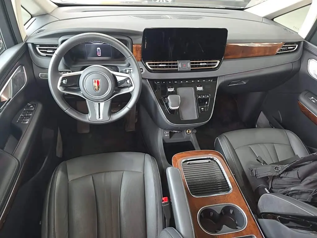 Hongqi HQ9 PHEV 2024 — Şəkil 16/20