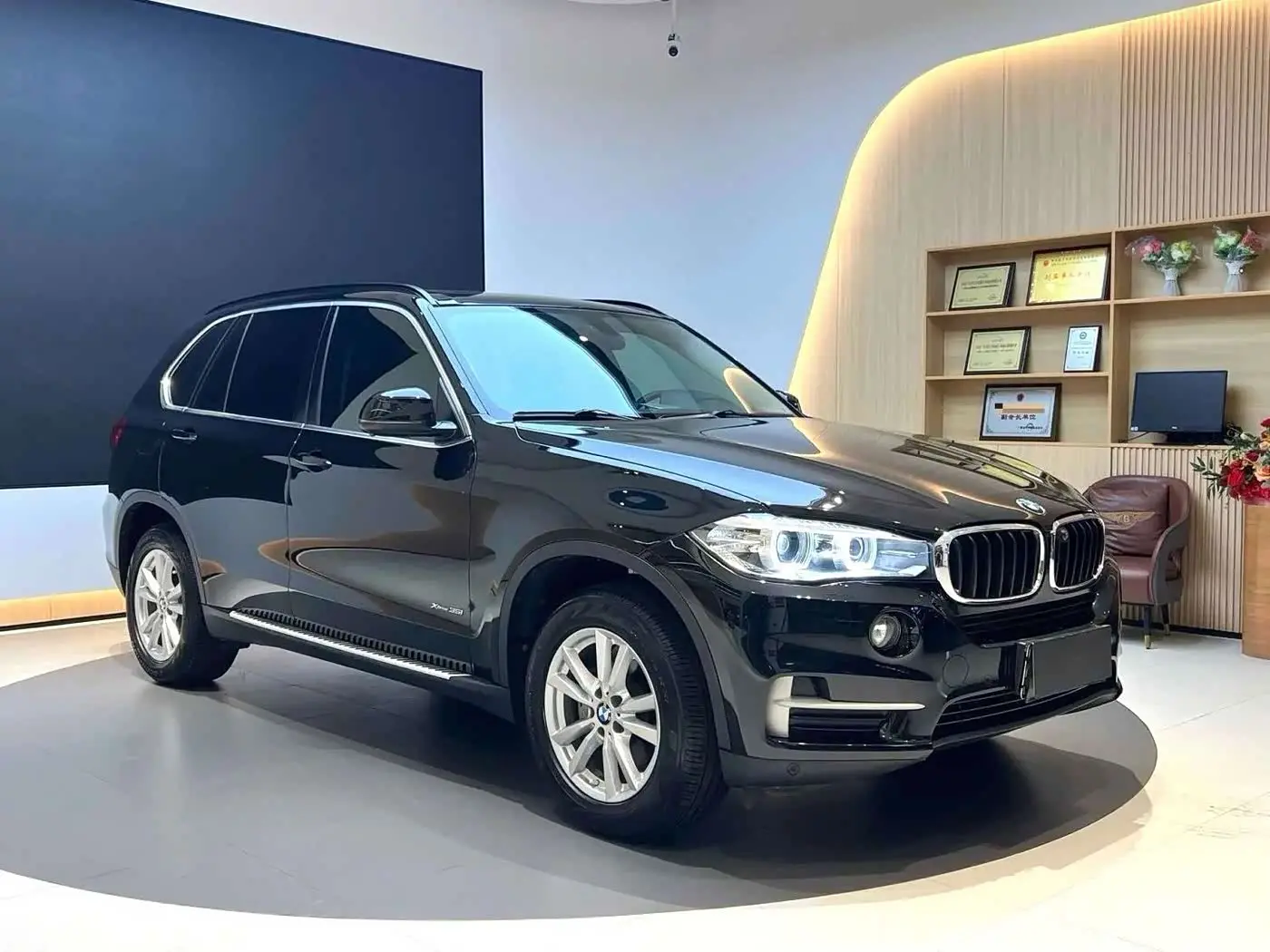 BMW X5 2016 — Photo 3/9