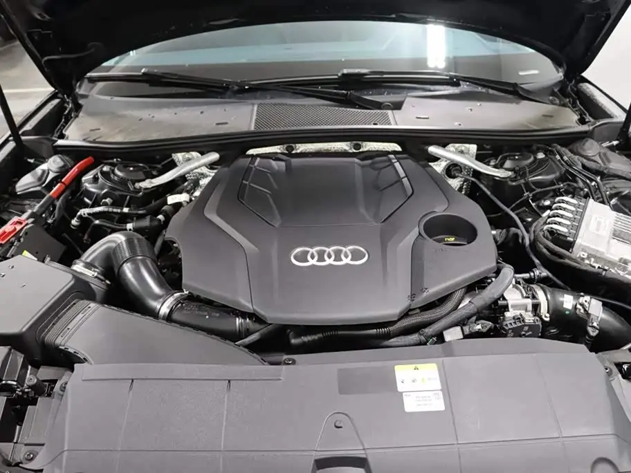 Audi A6 2023 — Фото 15/16