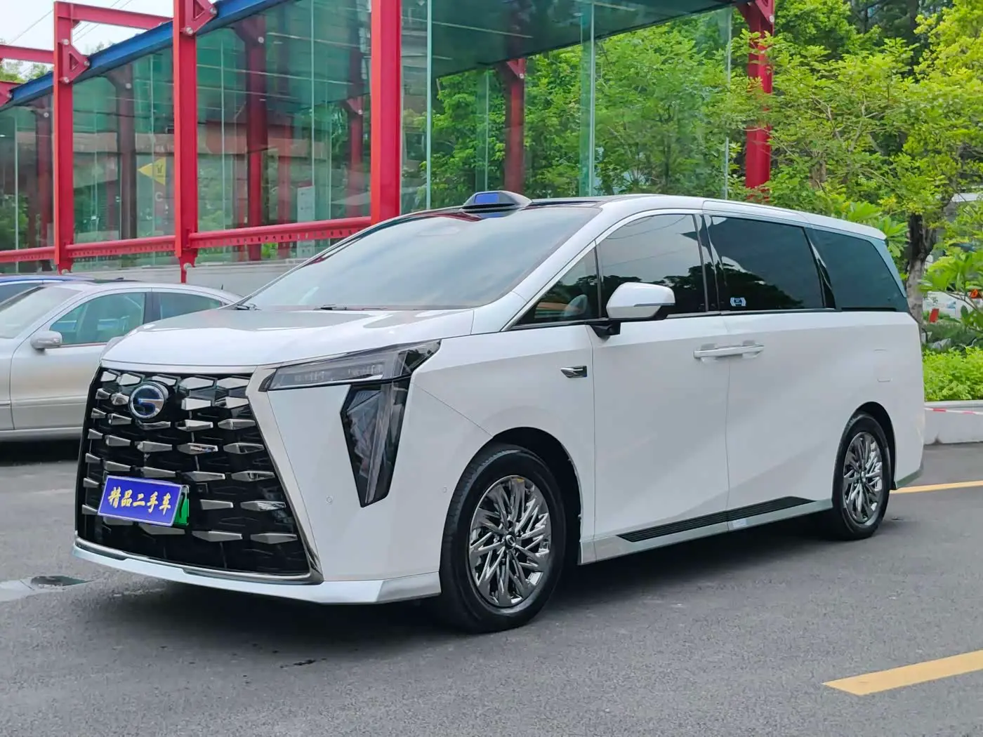 GAC Trumpchi Trumpchi Xiangwang M8 2025 — Photo 1/20