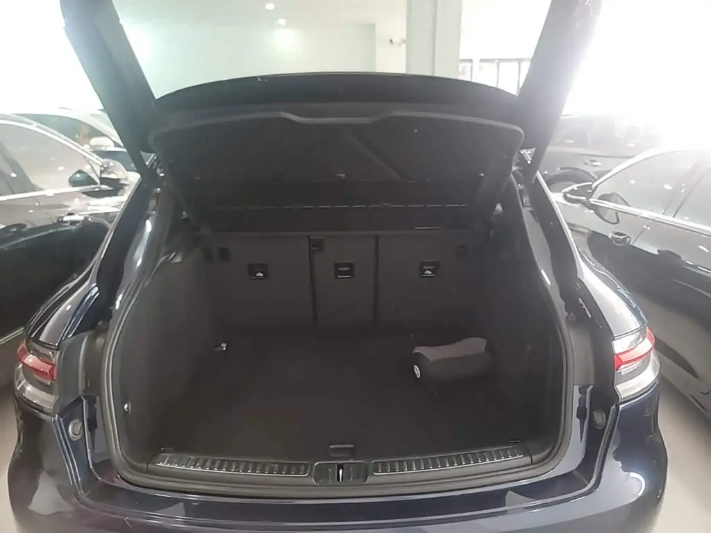 Porsche Macan 2019 — Şəkil 19/20