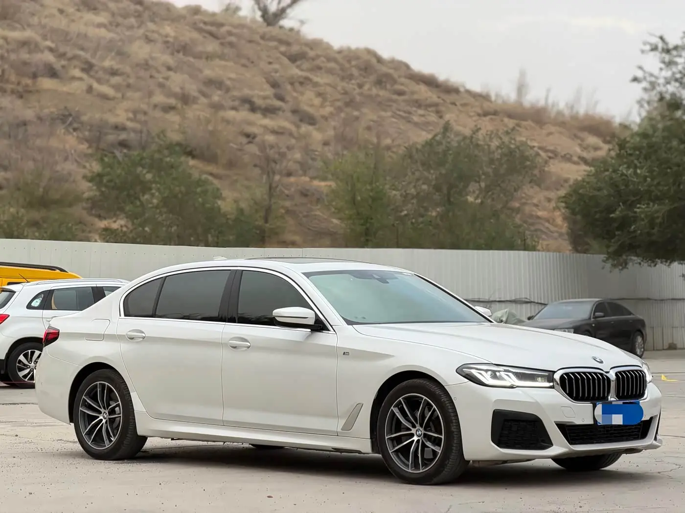 BMW 5 Series 2021 — Photo 3/9