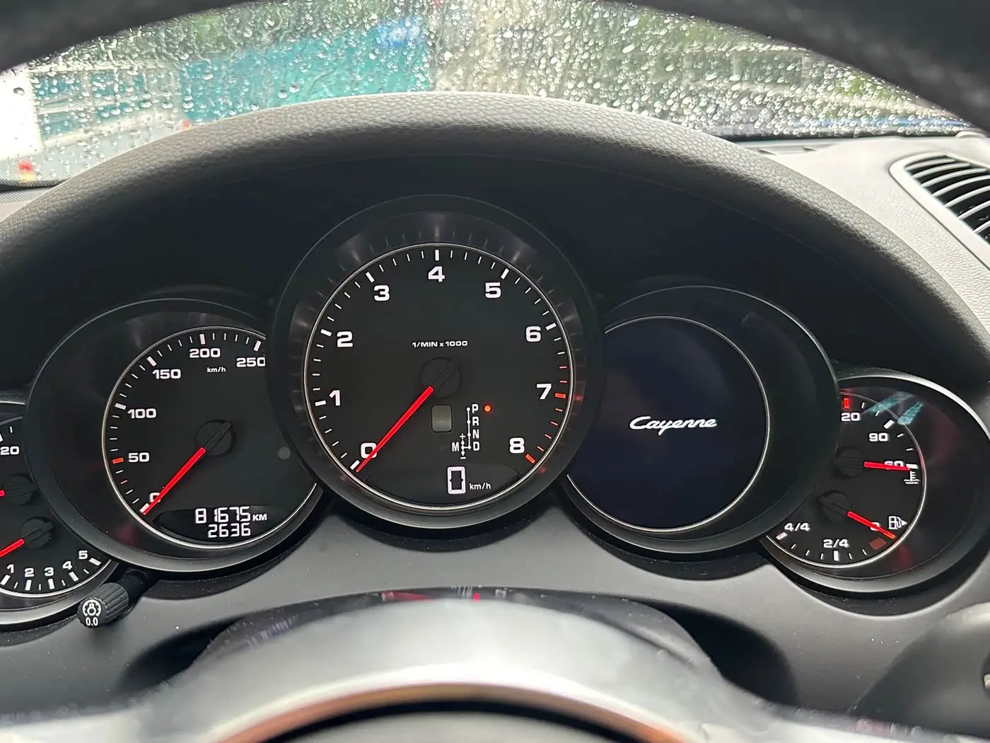 Porsche Cayenne 2017 — Photo 8/14
