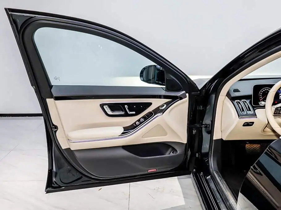 Mercedes-Benz S-Class 2022 — Photo 7/20
