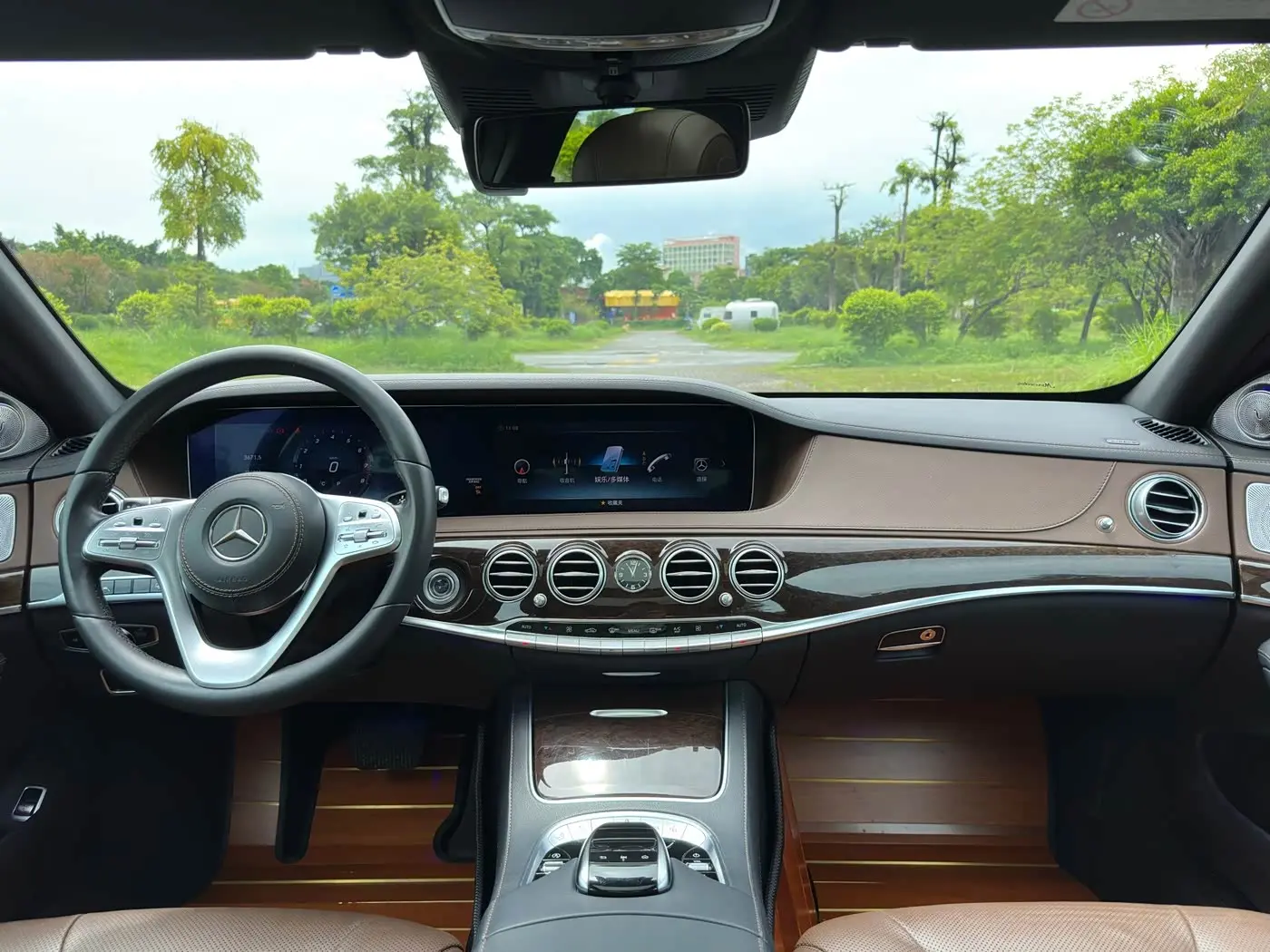 Mercedes-Benz S-Class 2018 — ფოტო 15/20