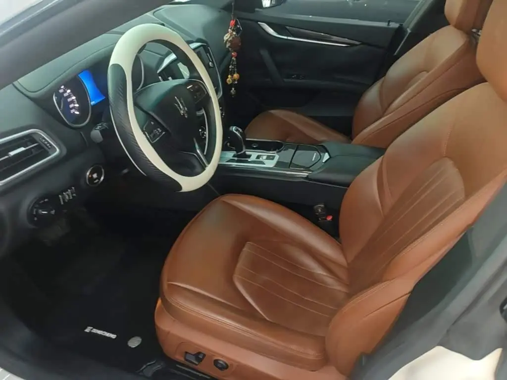 Maserati Ghibli 2016 — Photo 15/20