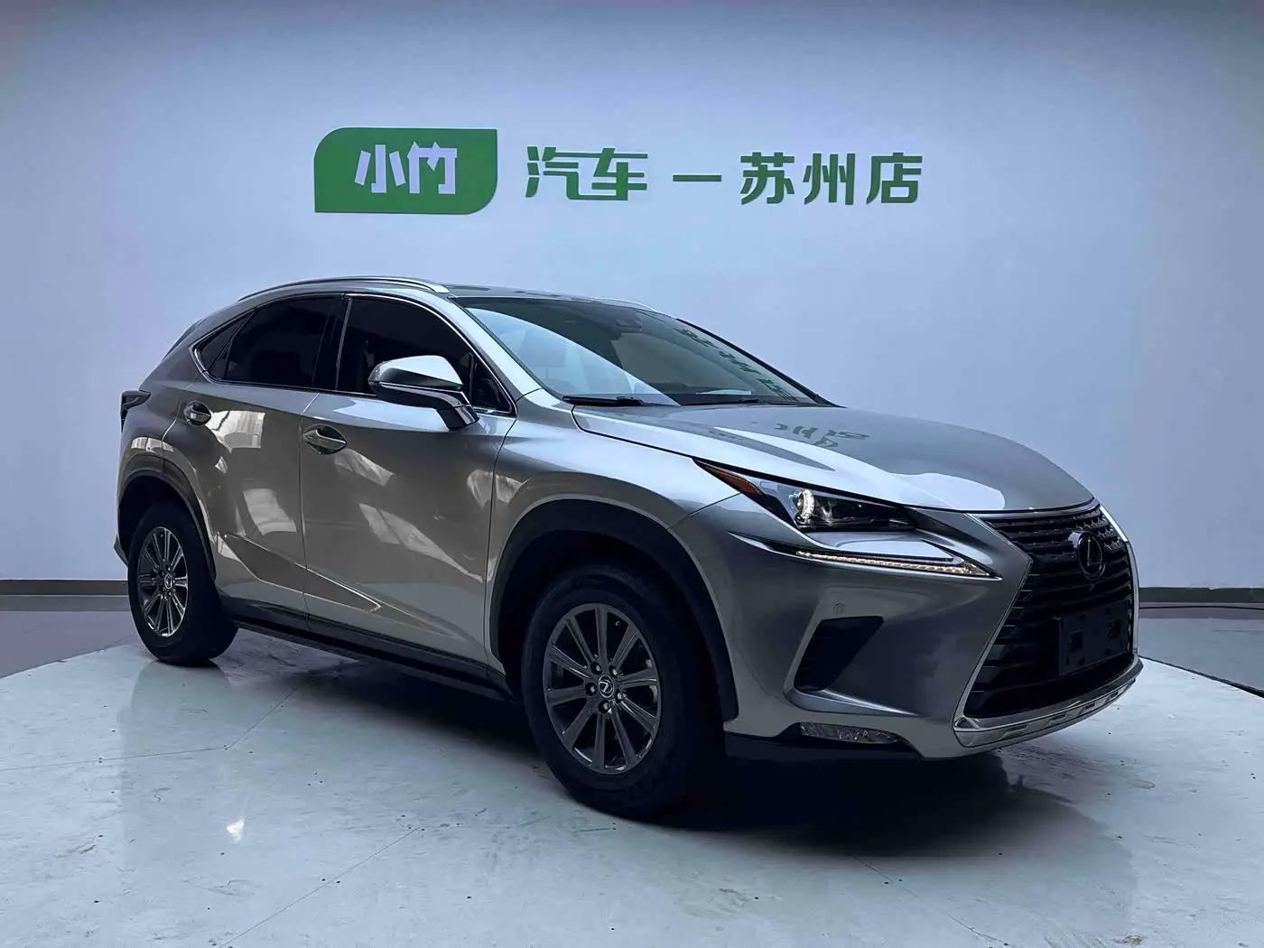 Lexus NX 2021 — Фото 3/20