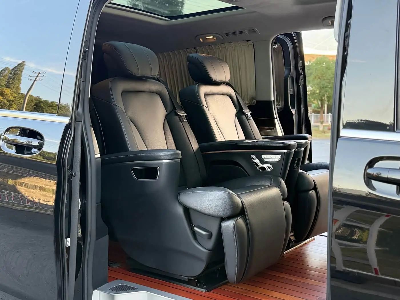 Mercedes-Benz V-Class 2022 — Şəkil 12/20